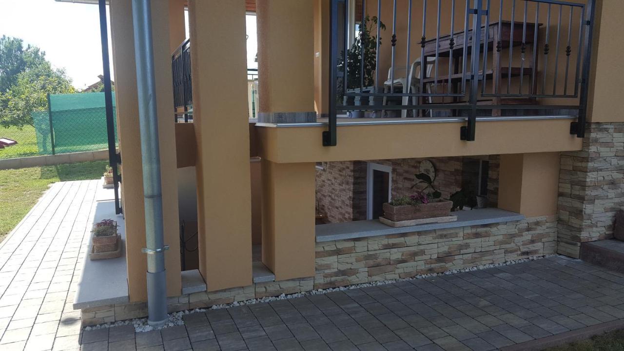 Gyoengyvirag Apartman Keszthely Exterior foto