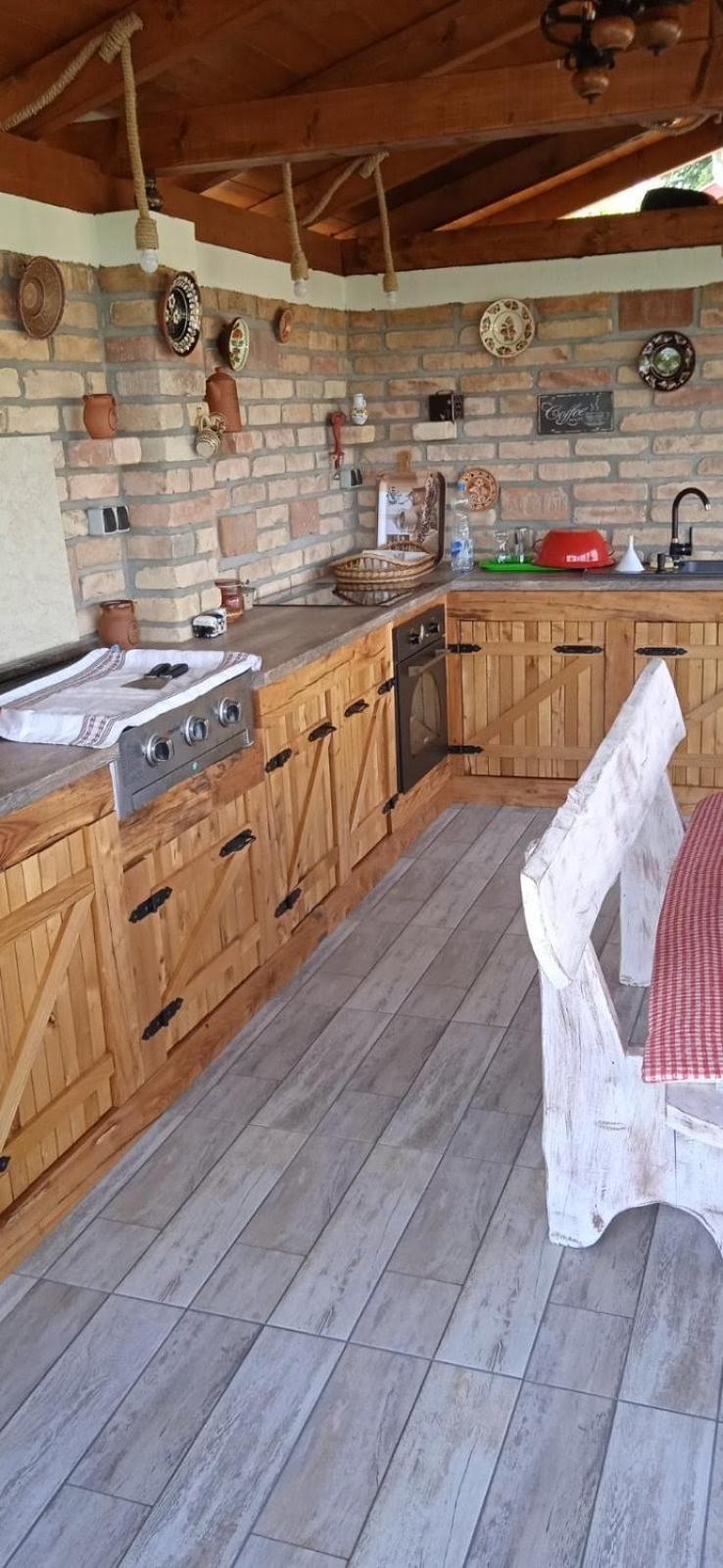 Gyoengyvirag Apartman Keszthely Exterior foto